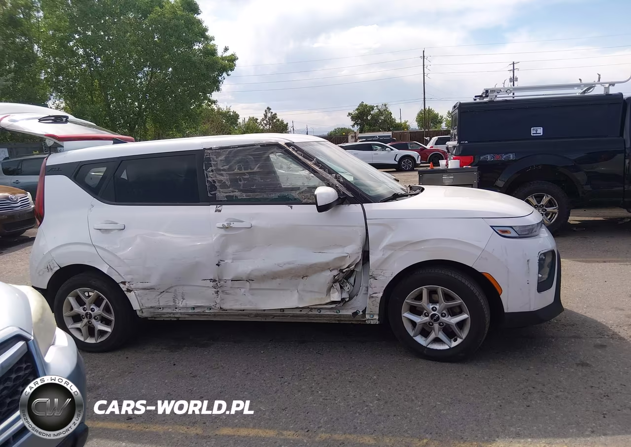 2022 Kia Soul Lx VIN:KNDJ23AU6N7816646 - 13