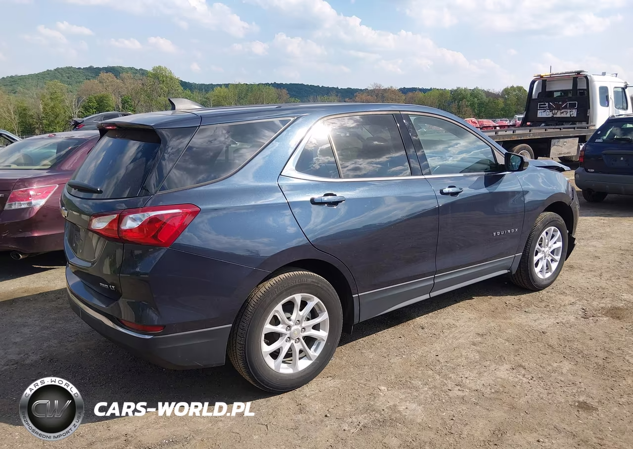2018 Chevrolet Equinox Lt VIN:3GNAXSEV6JL356576 - 4