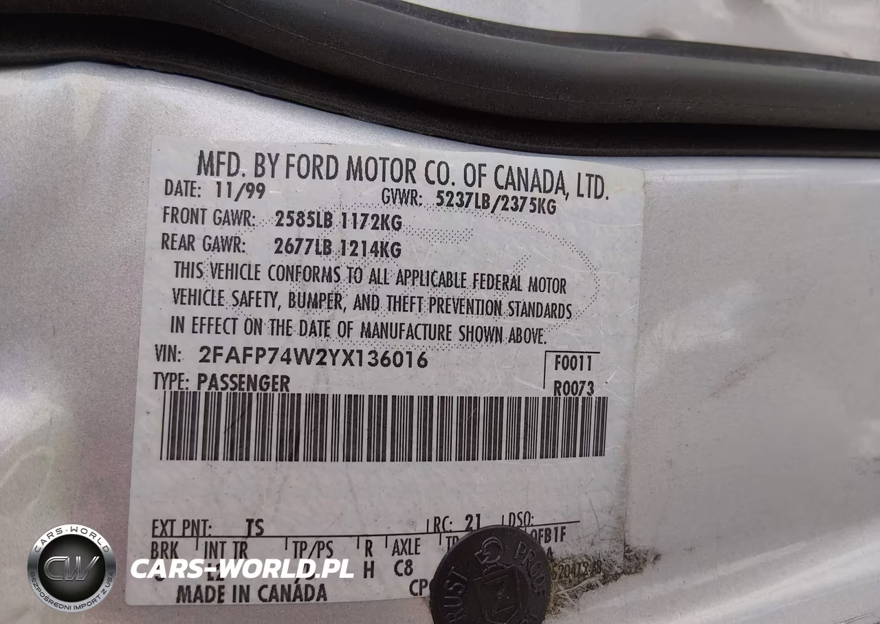 2000 Ford Crown Victoria Lx VIN:2FAFP74W2YX136016 - 9