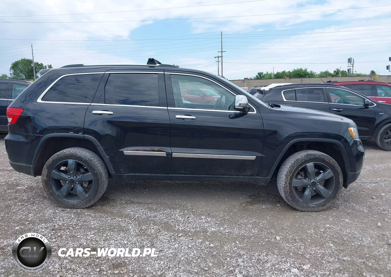 2013 Jeep Grand Cherokee Overland Summit VIN:1C4RJFCT5DC574899 - 13