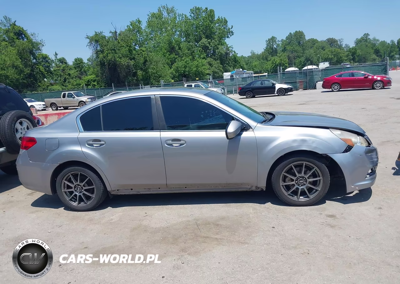 2010 Subaru Legacy 2.5I Limited VIN:4S3BMGK68A3233535 - 13