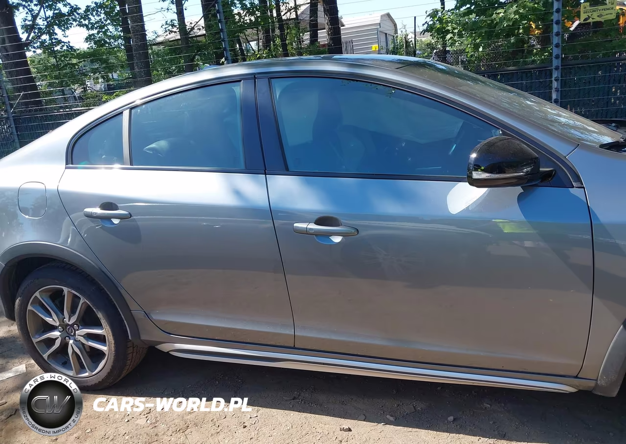 2016 Volvo S60 Cross Country T5 Platinum VIN:YV4612UM2G2001324 - 13
