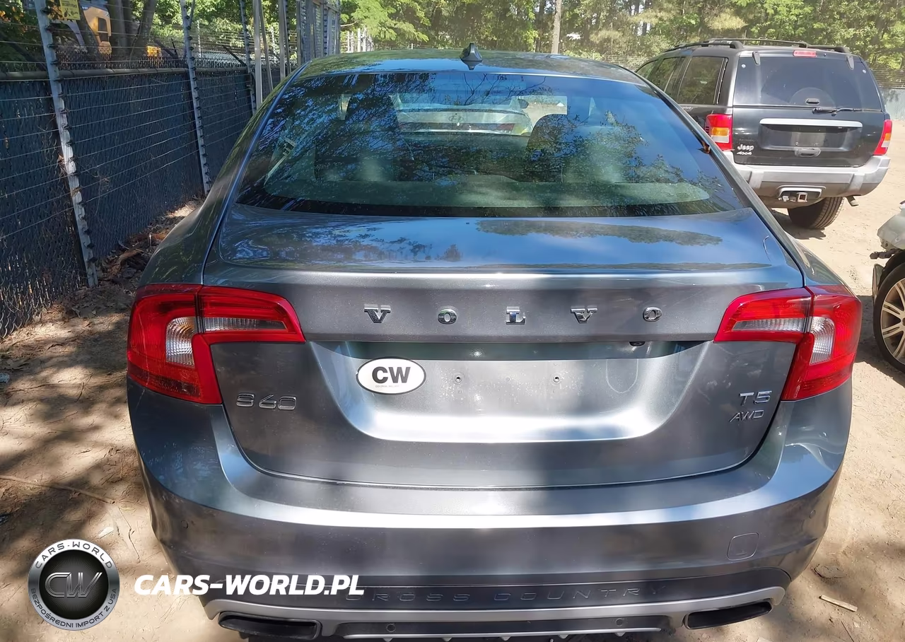 2016 Volvo S60 Cross Country T5 Platinum VIN:YV4612UM2G2001324 - 16