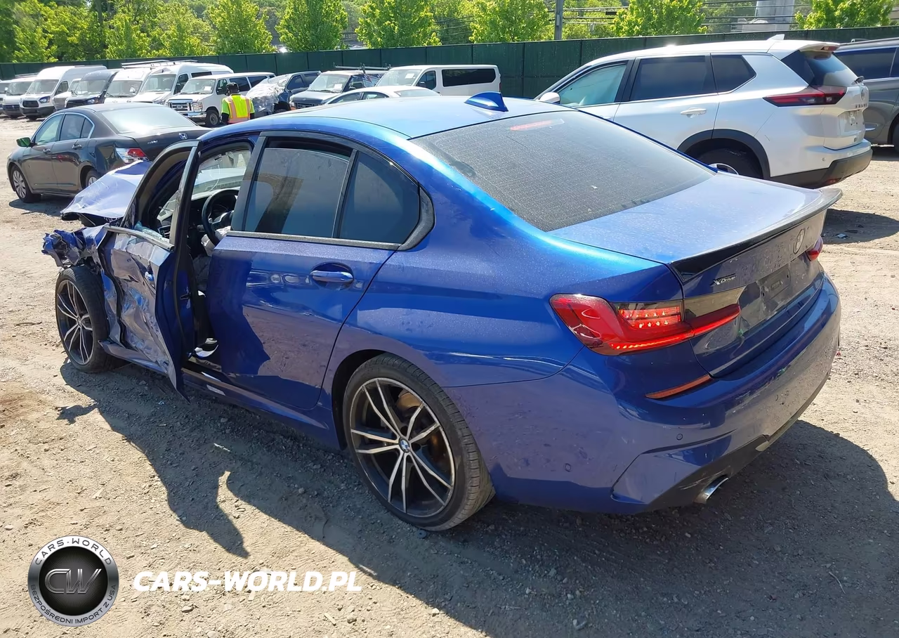 2019 BMW 330I xDrive VIN:WBA5R7C55KAE82764 - 3