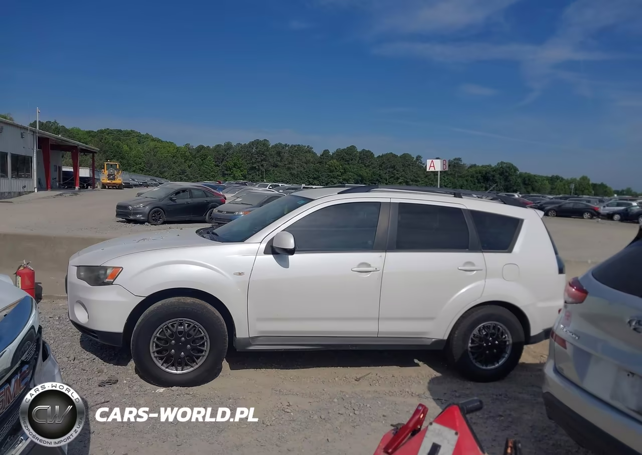 2012 Mitsubishi Outlander Es VIN:JA4AS2AWXCU001662 - 14