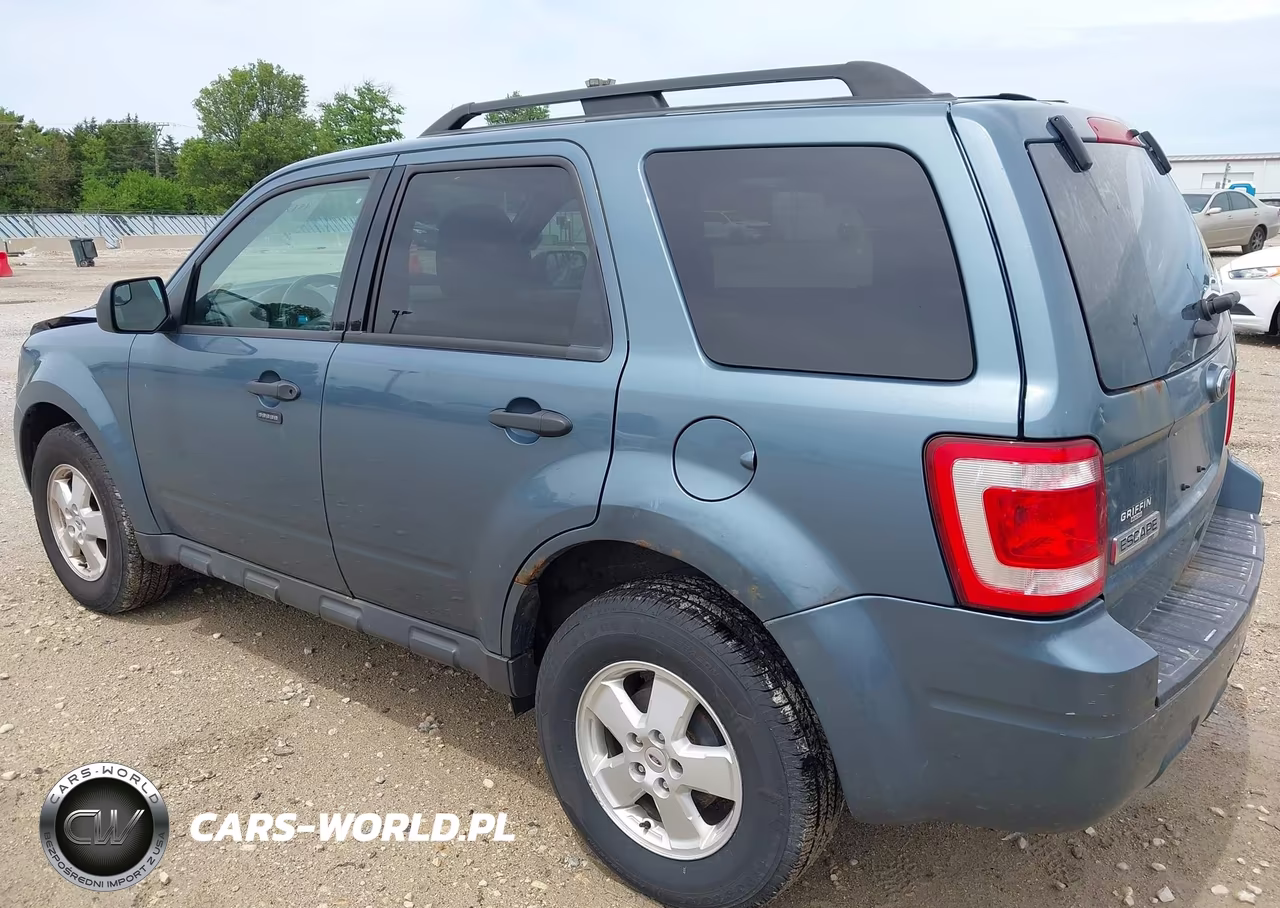 2011 Ford Escape Xlt VIN:1FMCU9D77BKC36595 - 3