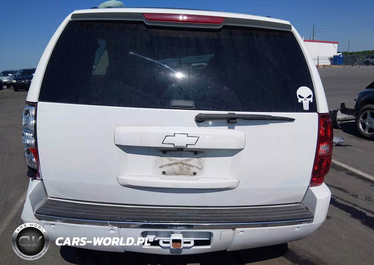 2011 Chevrolet Suburban 1500 Ltz VIN:1GNSKKE3XBR273437 - 16