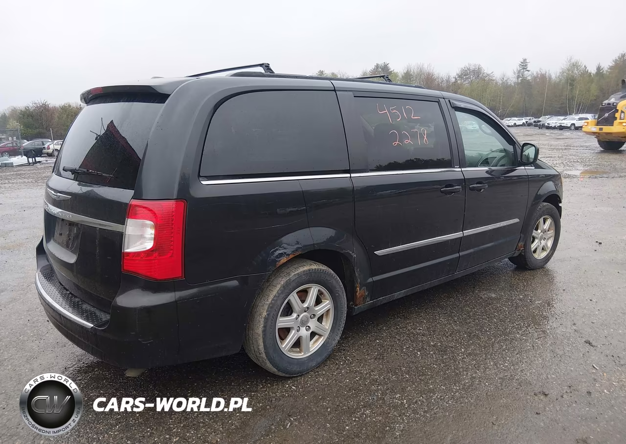 2011 Chrysler Town & Country Touring VIN:2A4RR5DG5BR681681 - 4