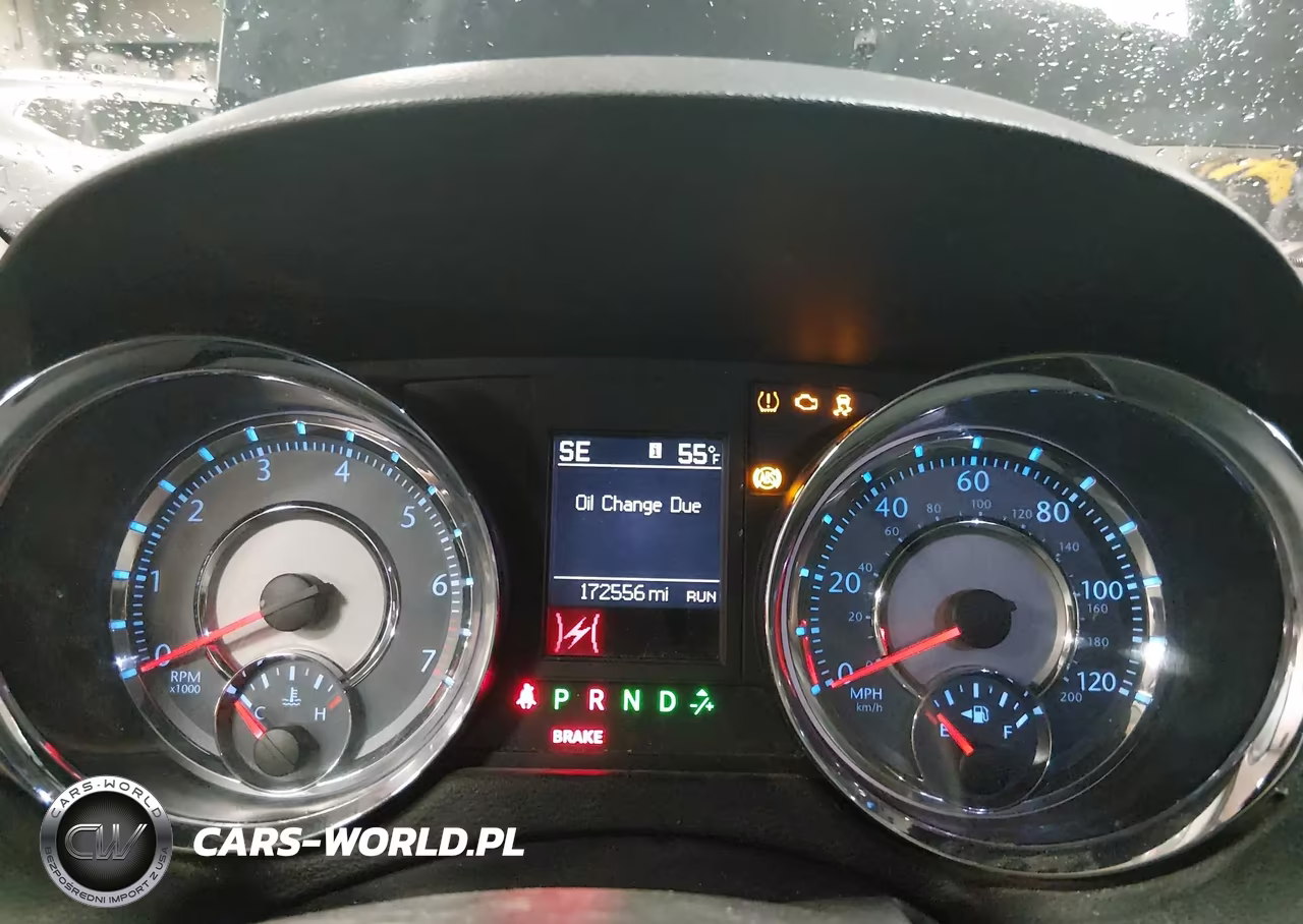 2011 Chrysler Town & Country Touring VIN:2A4RR5DG5BR681681 - 7