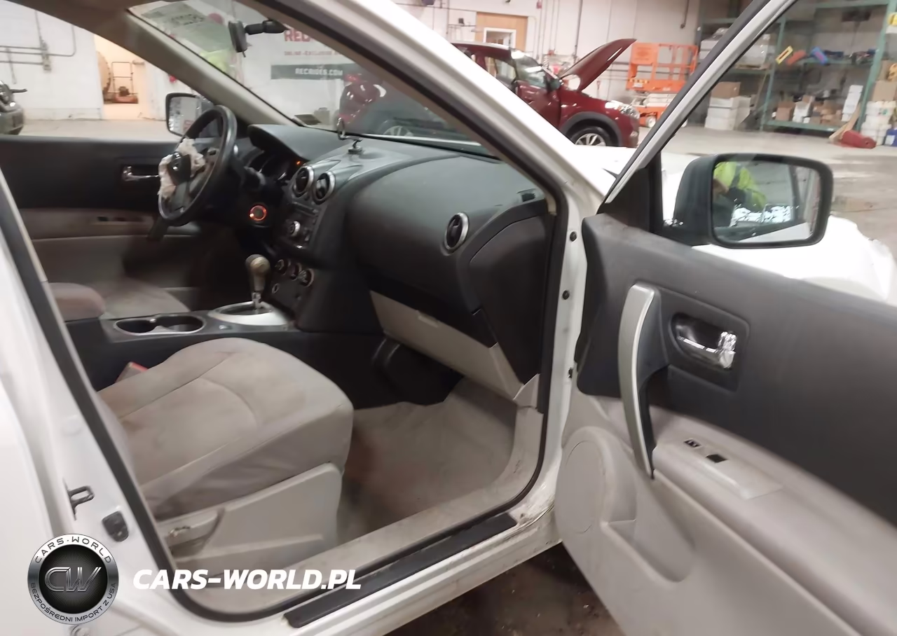 2012 Nissan Rogue S VIN:JN8AS5MV5CW384087 - 5