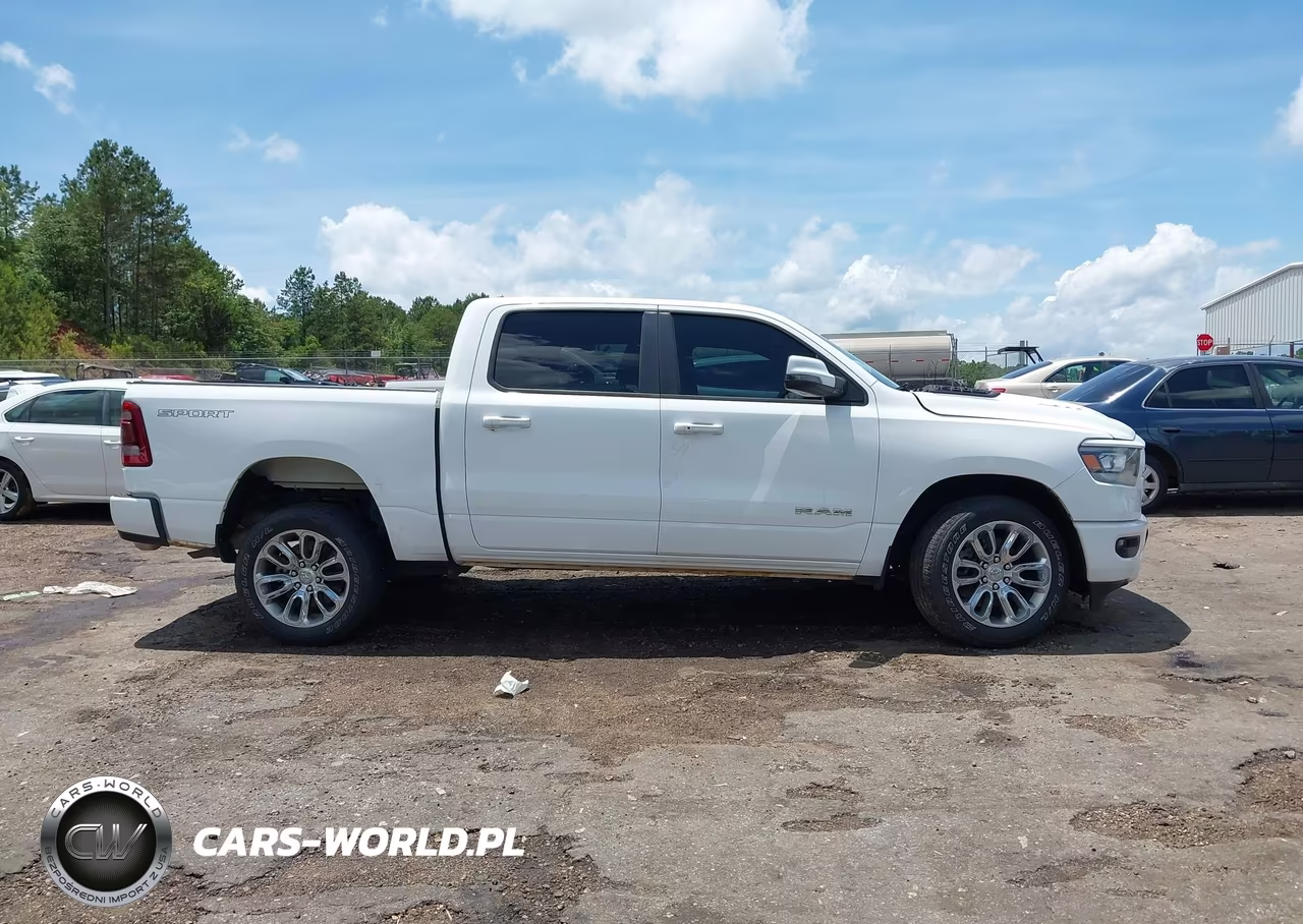 2023 Ram 1500 Laramie 4X4 5'7 Box VIN:1C6SRFJT4PN590671 - 13