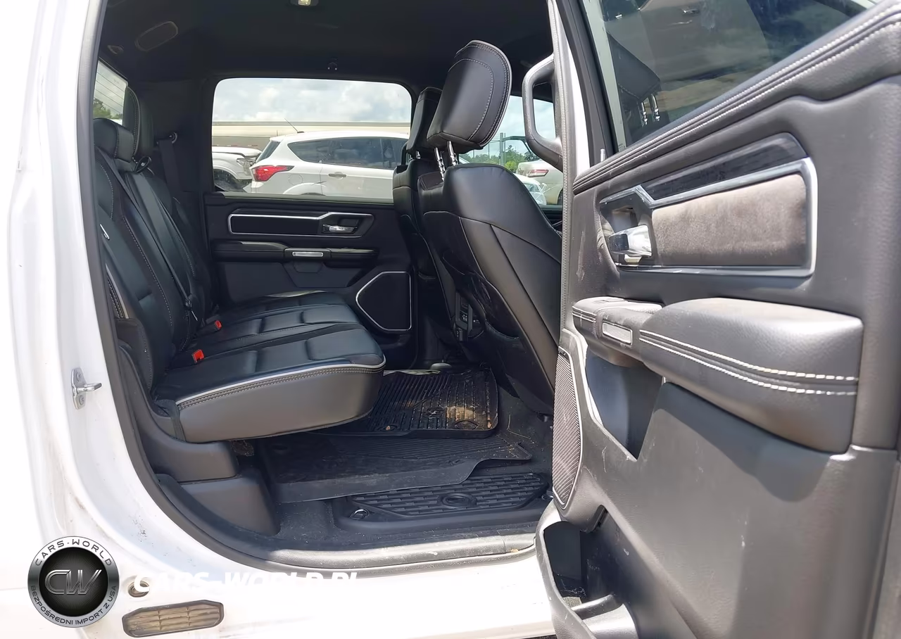 2023 Ram 1500 Laramie 4X4 5'7 Box VIN:1C6SRFJT4PN590671 - 8