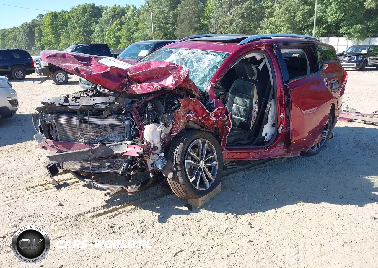 2018 GMC Terrain Denali VIN:3GKALSEX2JL277013 - 2