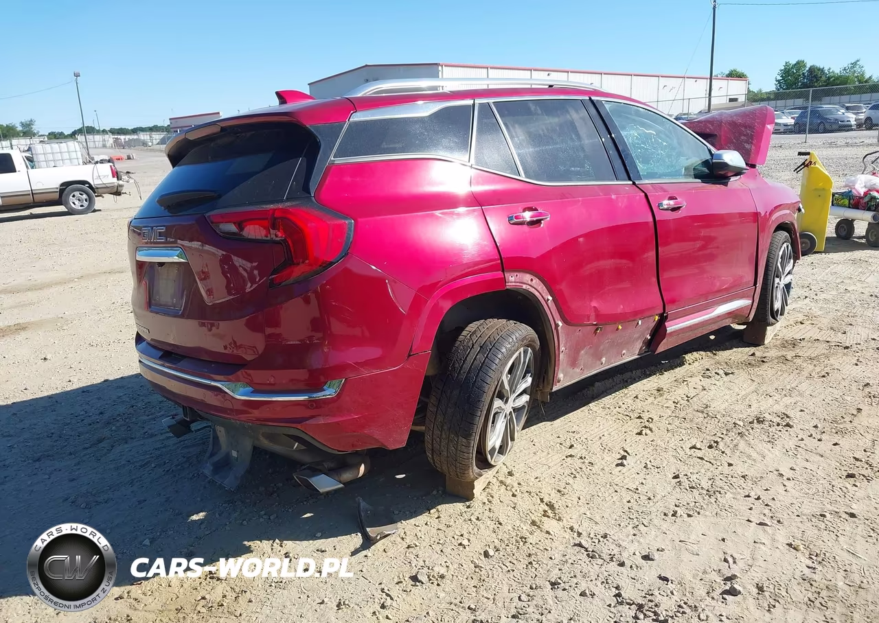2018 GMC Terrain Denali VIN:3GKALSEX2JL277013 - 4