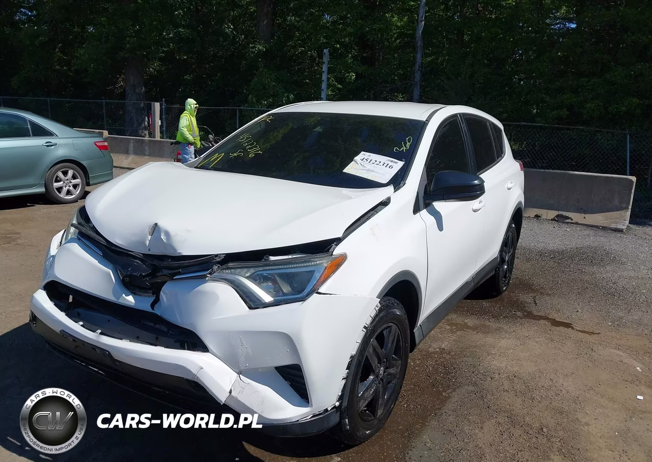 2018 Toyota Rav4 Le VIN:2T3ZFREV0JW420269 - 2