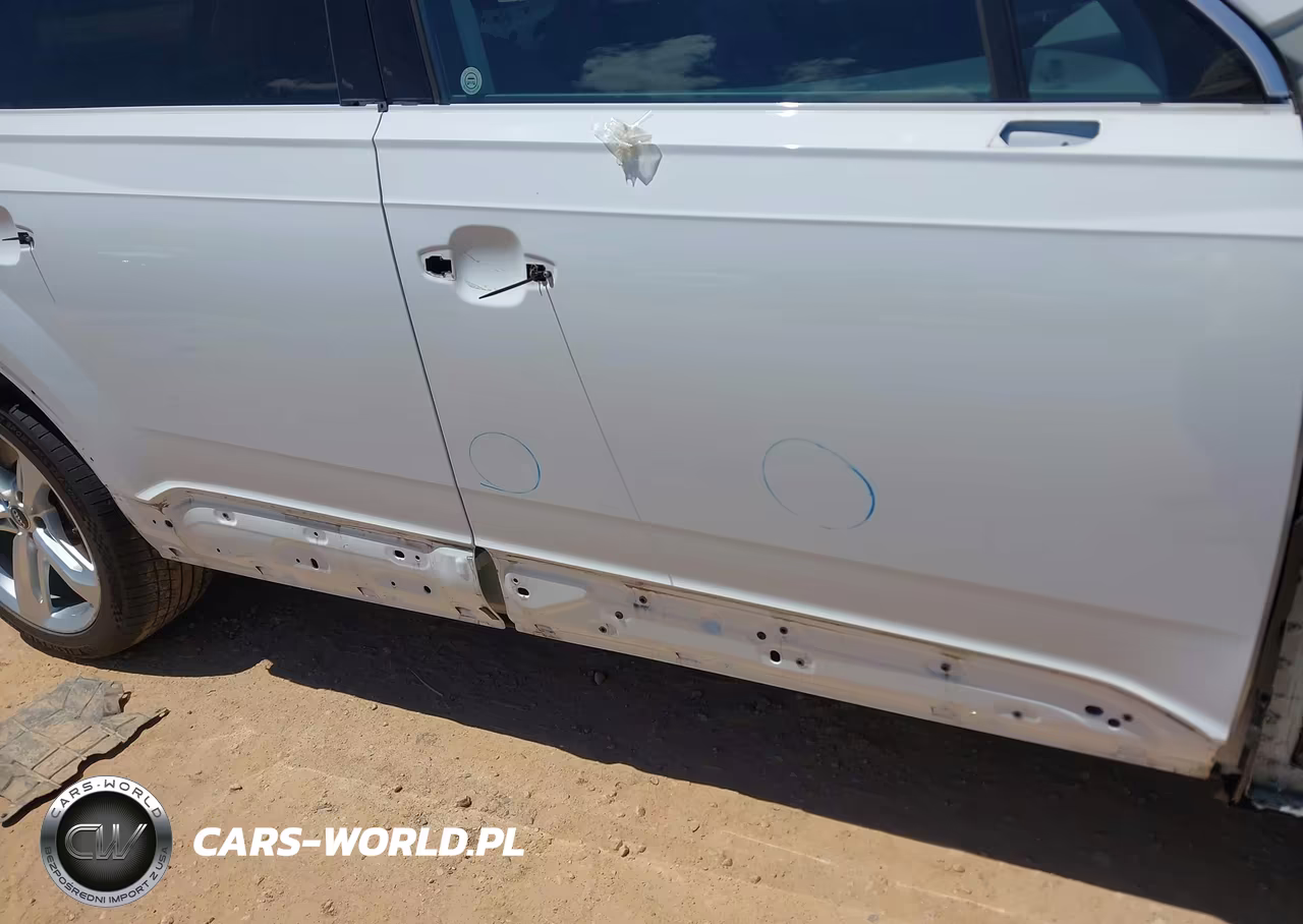 2019 Audi Q7 55 Premium VIN:WA1VAAF72KD007969 - 18
