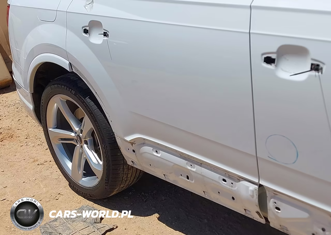 2019 Audi Q7 55 Premium VIN:WA1VAAF72KD007969 - 19
