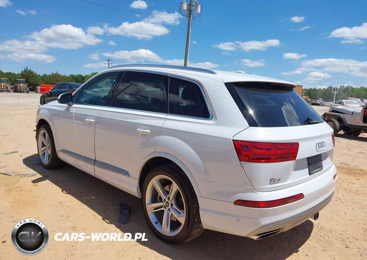 2019 Audi Q7 55 Premium VIN:WA1VAAF72KD007969 - 3