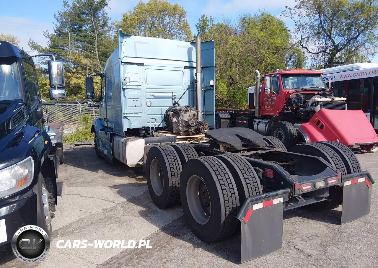 2018 Volvo Vnl VIN:4V4NC9EH4JN886011 - 3