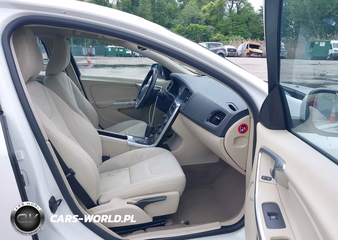 2012 Volvo S60 T5 VIN:YV1622FS9C2080961 - 5