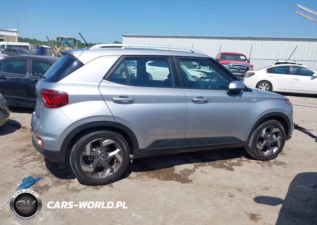 2025 Hyundai Venue Sel VIN:KMHRC8A34SU388363 - 14
