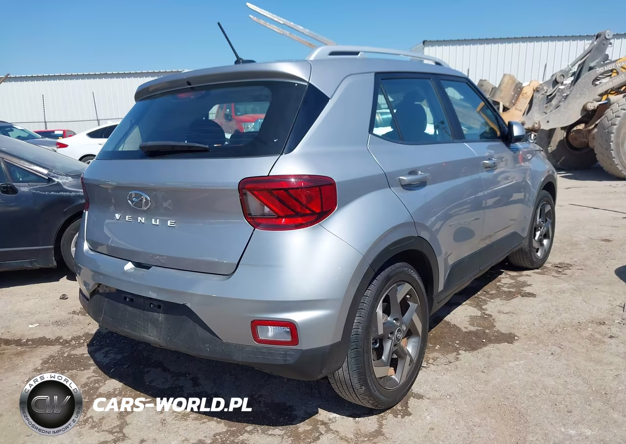2025 Hyundai Venue Sel VIN:KMHRC8A34SU388363 - 4