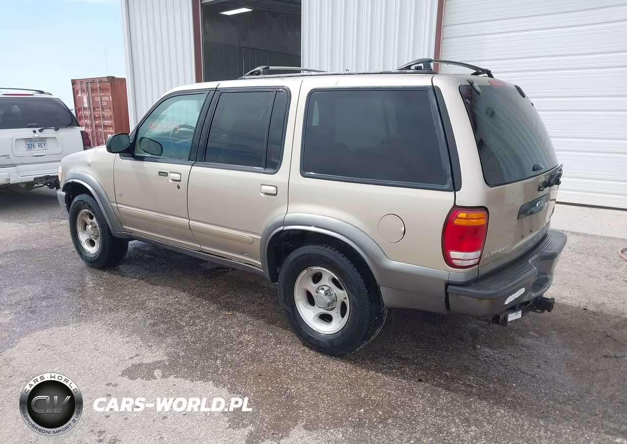 2000 Ford Explorer Xlt VIN:1FMZU73E9YUB29463 - 3