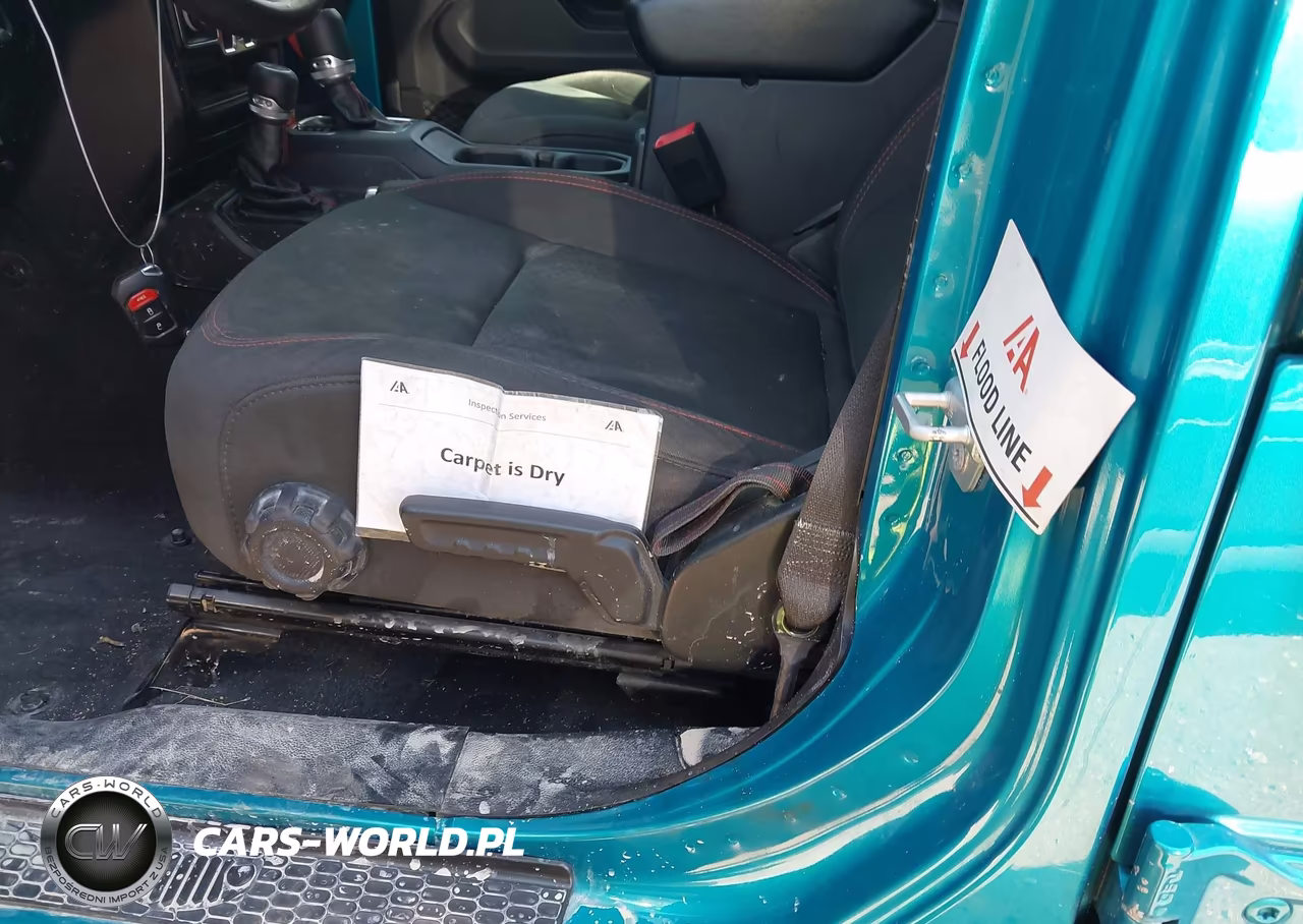2019 Jeep Wrangler Unlimited Sport S 4X4 VIN:1C4HJXDGXKW536597 - 6