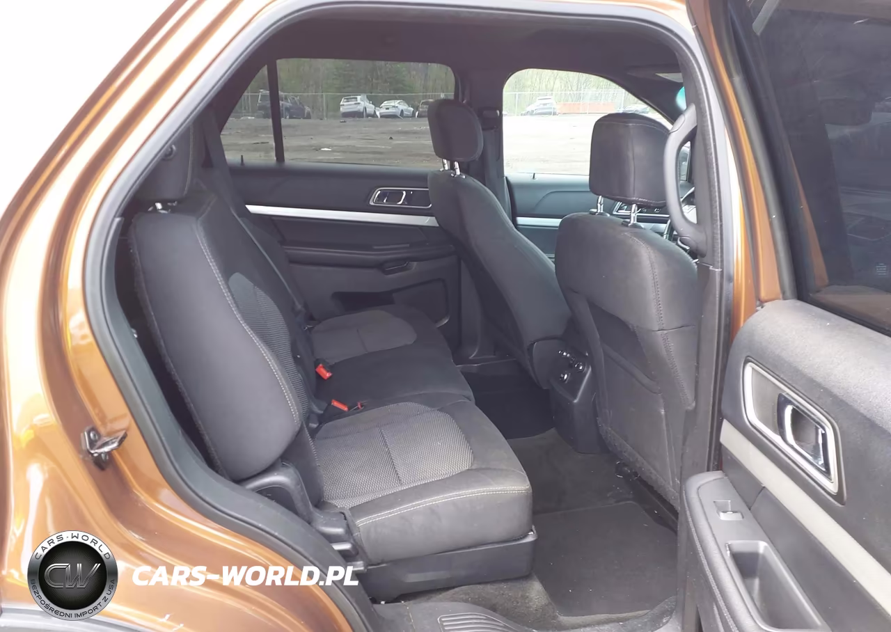 2017 Ford Explorer Xlt VIN:1FM5K7D8XHGA03057 - 8