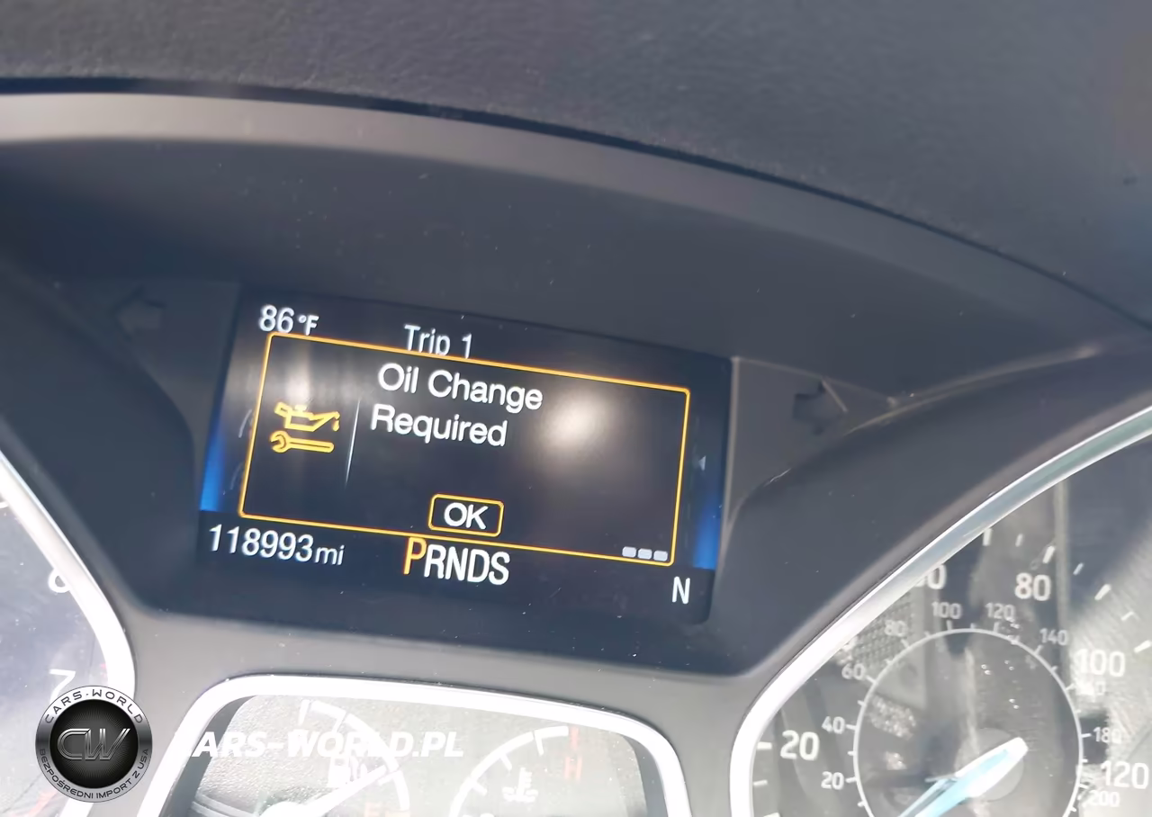 2018 Ford Focus Titanium VIN:1FADP3J27JL202015 - 7