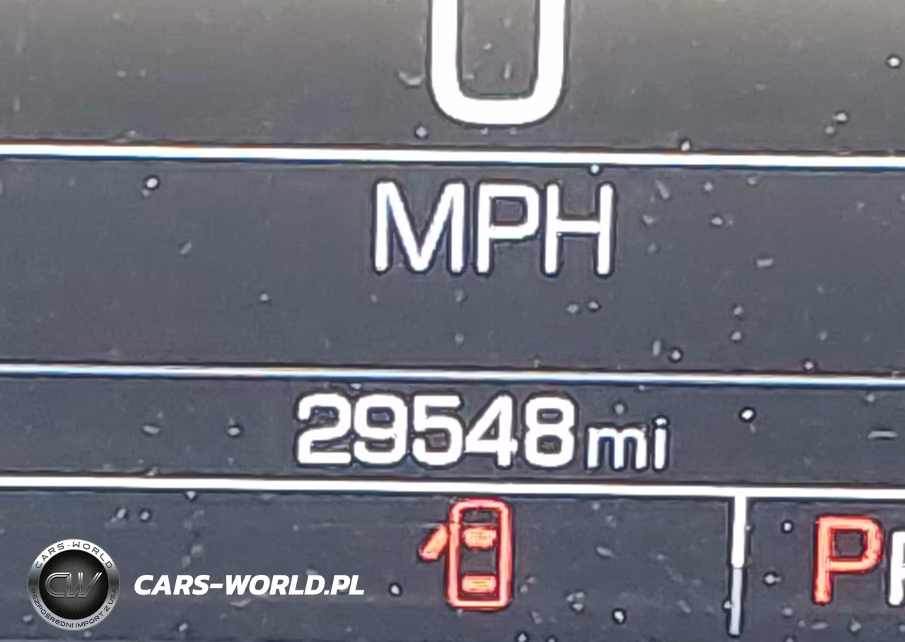 2018 Chevrolet Equinox Premier VIN:3GNAXMEV1JL101975 - 16
