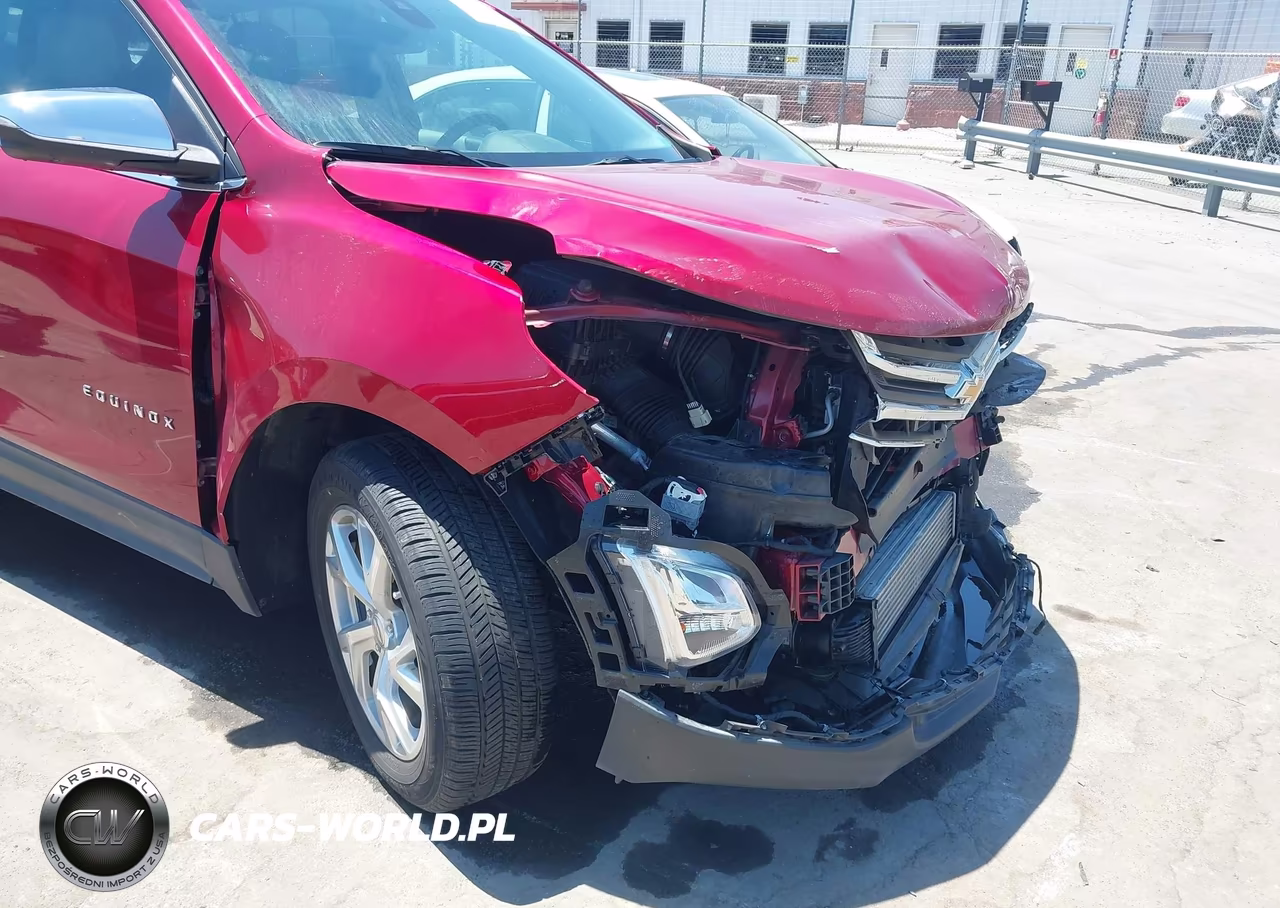 2018 Chevrolet Equinox Premier VIN:3GNAXMEV1JL101975 - 18