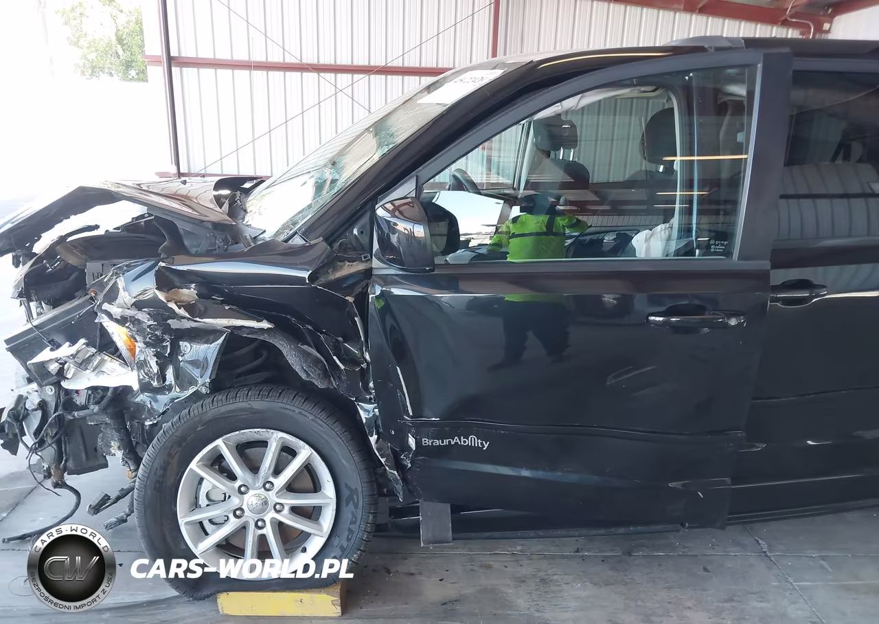 2014 Dodge Grand Caravan Sxt-Sxt 30Th Anniversary VIN:2C4RDGCG6ER349433 - 17