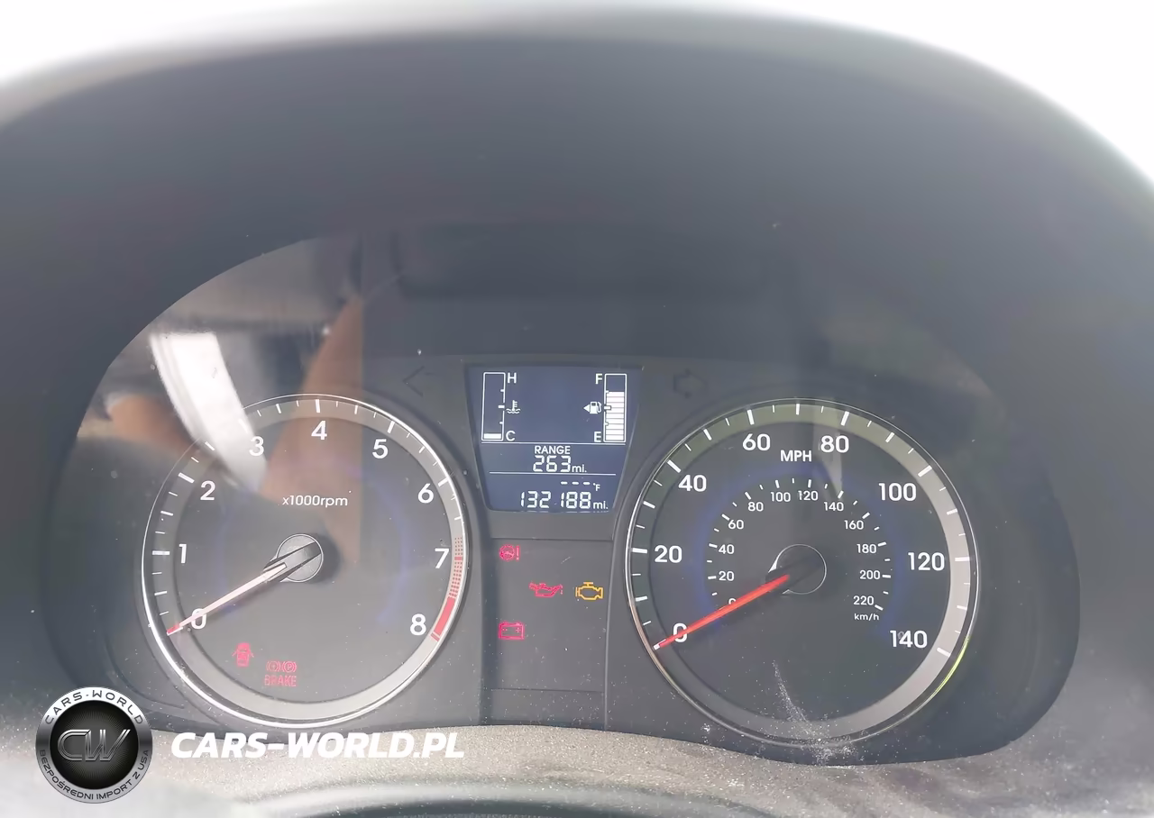 2015 Hyundai Accent Gs VIN:KMHCT5AE2FU212584 - 7