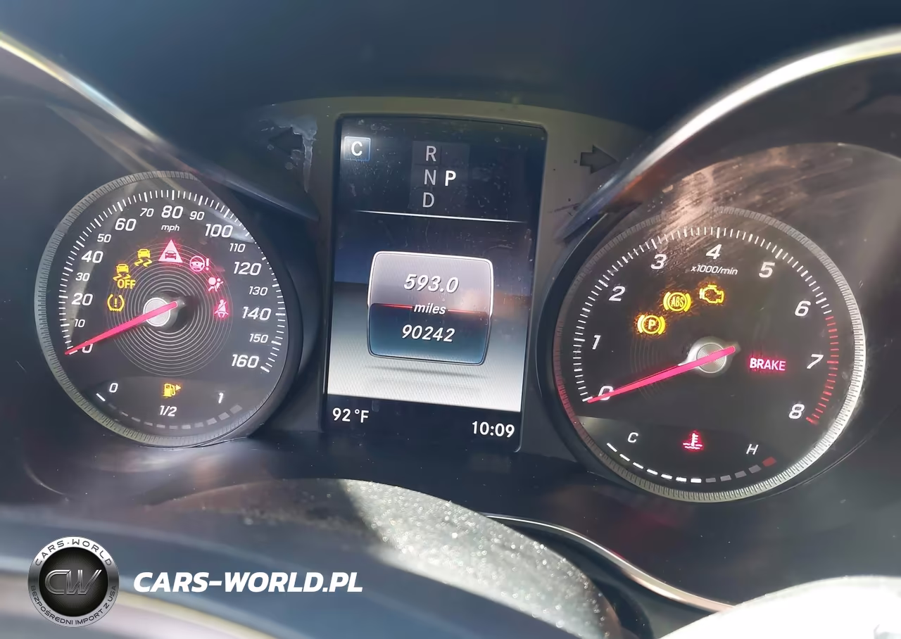 2018 Mercedes-Benz C 300 VIN:55SWF4JB4JU276148 - 16