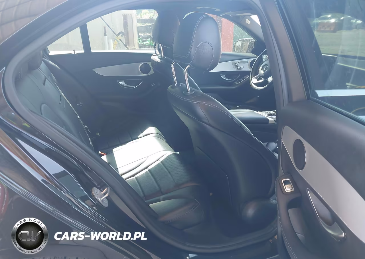2018 Mercedes-Benz C 300 VIN:55SWF4JB4JU276148 - 8