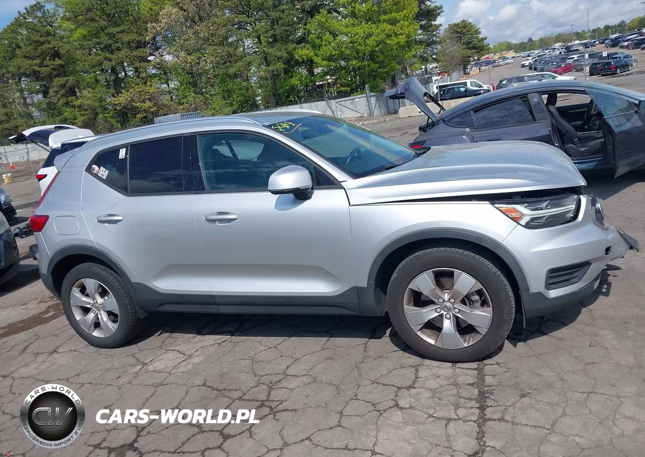 2019 Volvo Xc40 T5 Momentum VIN:YV4162UK3K2146066 - 13