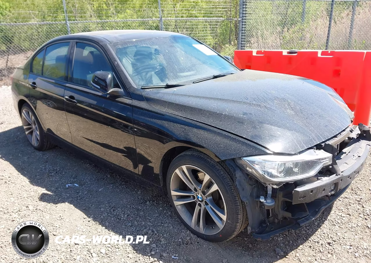 2015 BMW 328I xDrive – zdjęcie 1 z 16