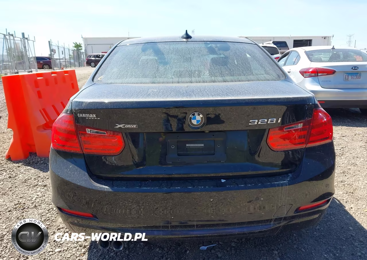 2015 BMW 328I xDrive VIN:WBA3B3G55FNT19090 - 16