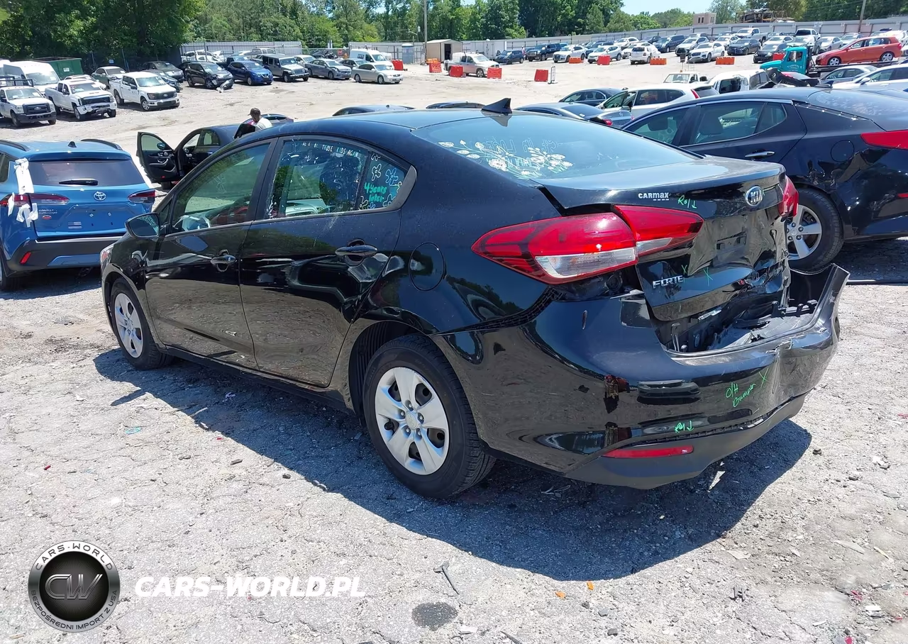 2018 Kia Forte Lx VIN:3KPFL4A79JE256358 - 14