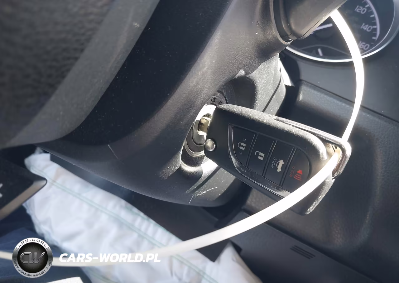 2020 Toyota Camry Se VIN:4T1G11AK3LU907674 - 11