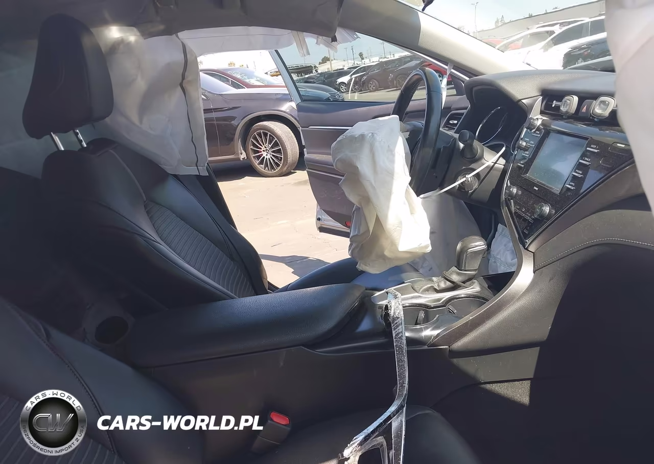 2020 Toyota Camry Se VIN:4T1G11AK3LU907674 - 8