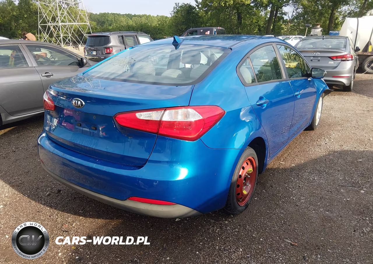 2015 Kia Forte Lx VIN:KNAFX4A63F5344897 - 4