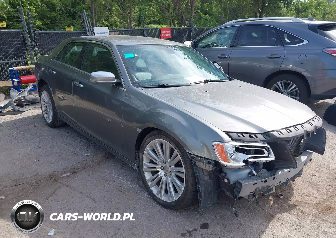 2012 Chrysler 300C Luxury Series – zdjęcie 1 z 17