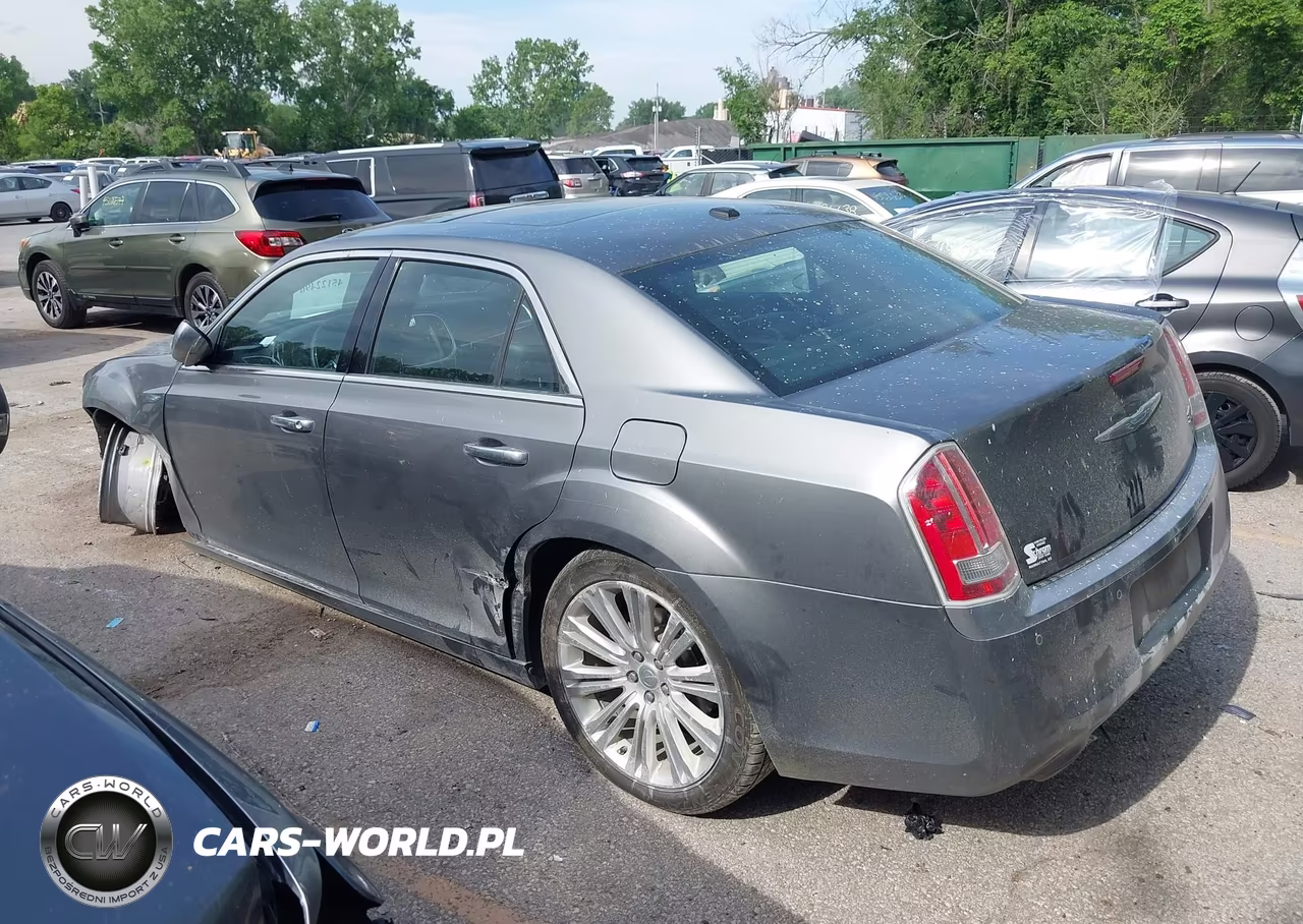 2012 Chrysler 300C Luxury Series VIN:2C3CCAPT7CH313321 - 15