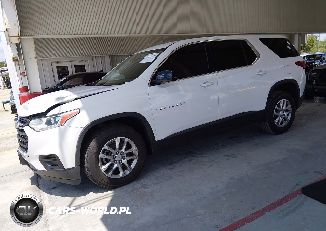 2018 Chevrolet Traverse Ls VIN:1GNERFKWXJJ117250 - 2