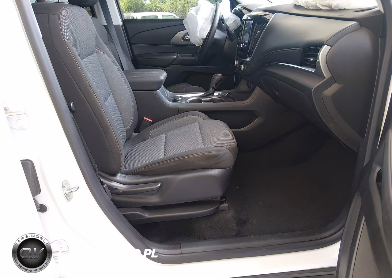 2018 Chevrolet Traverse Ls VIN:1GNERFKWXJJ117250 - 5