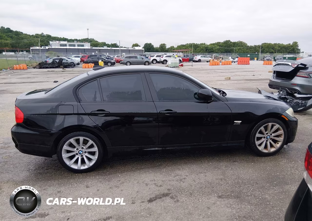 2011 BMW 328I xDrive VIN:WBAPK5C57BA653867 - 13