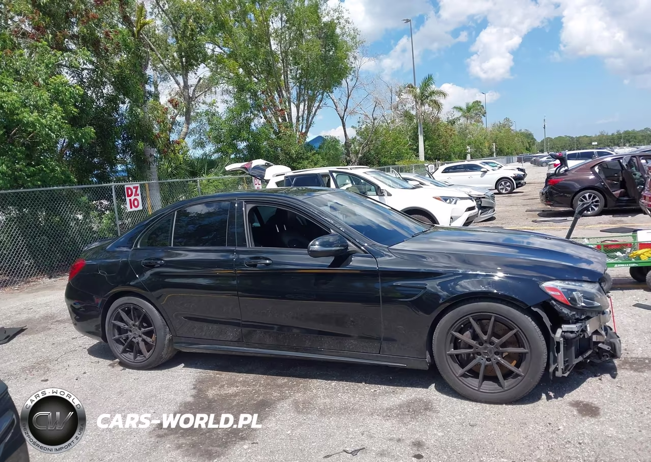2017 Mercedes-Benz Amg C 63 VIN:55SWF8GBXHU216416 - 13