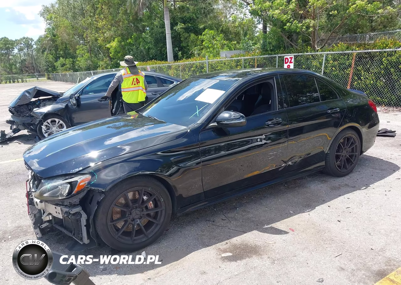 2017 Mercedes-Benz Amg C 63 VIN:55SWF8GBXHU216416 - 2